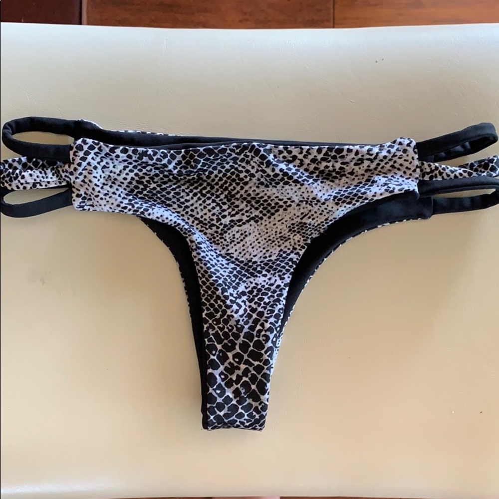 Kys kini python bikini bottoms
